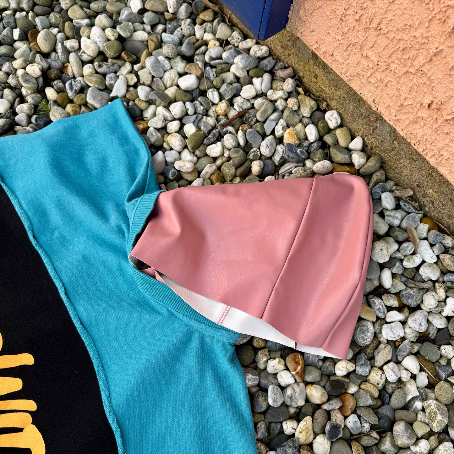 LULU — Dog Hoodie M/L