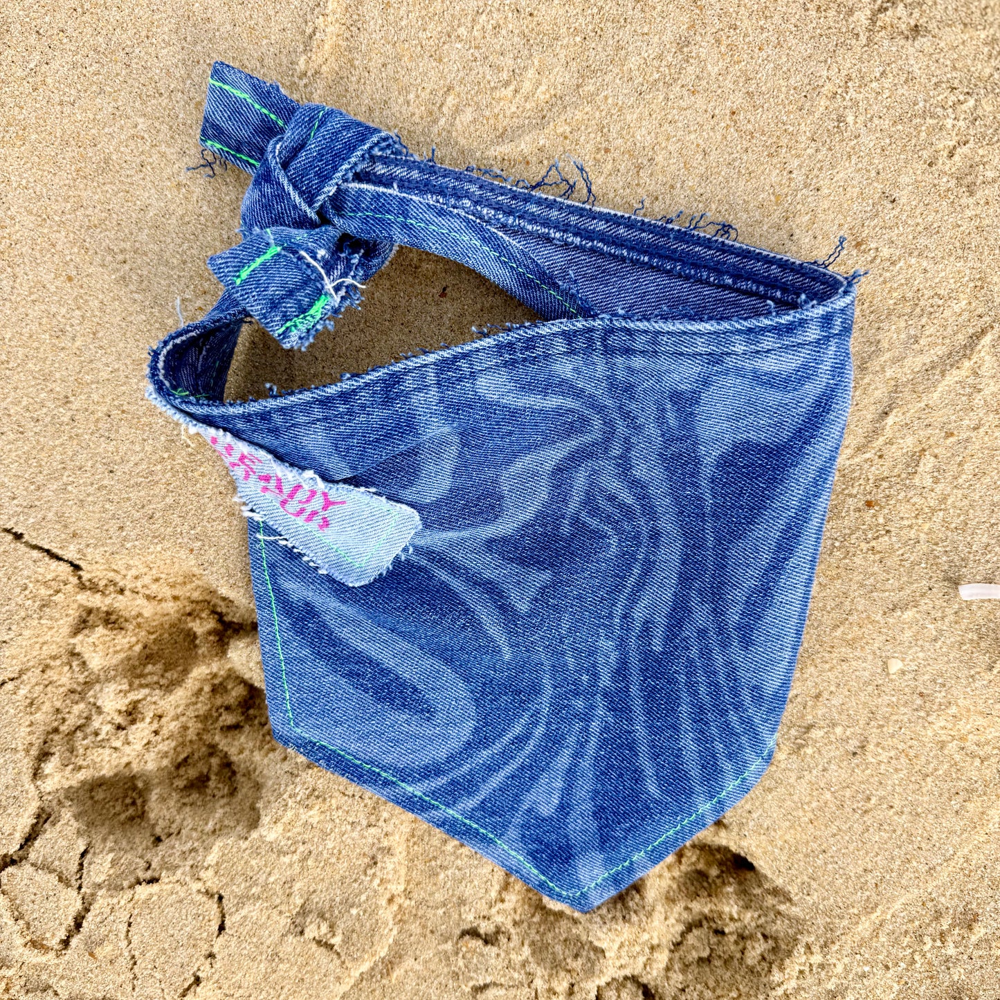 BOLT — Dog Bandana Size M